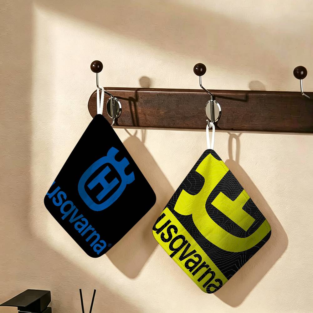 H-Husqvarnas Logo Polyester Co - Commercial Printing Logo 评论和价格