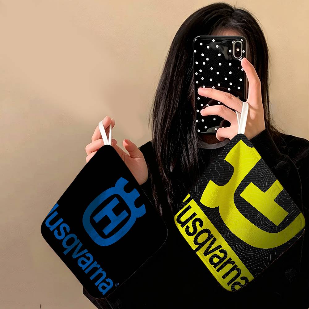 H-Husqvarnas Logo Polyester Co - Commercial Printing Logo 评论和价格